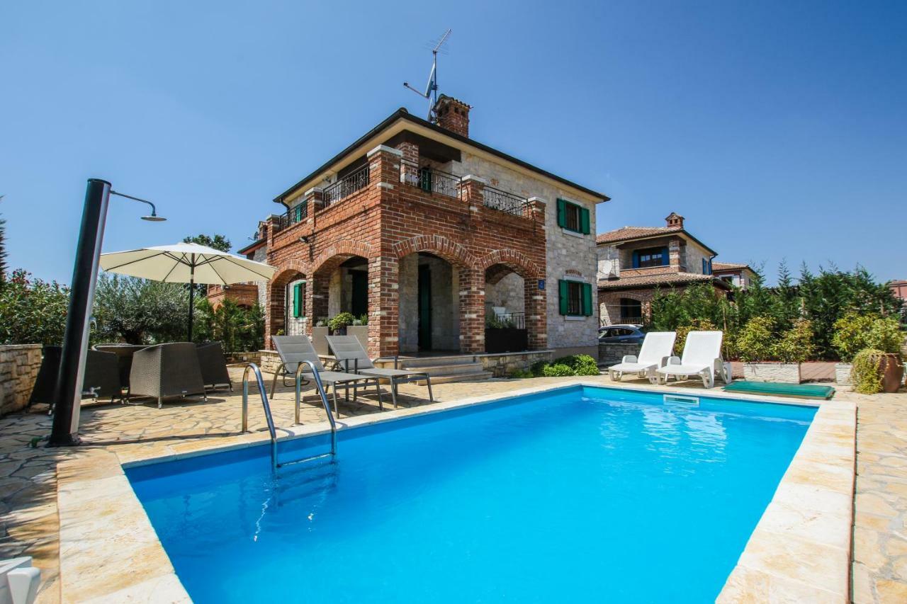 Villa Istriana Jakob With Pool Tar-Vabriga Exterior photo
