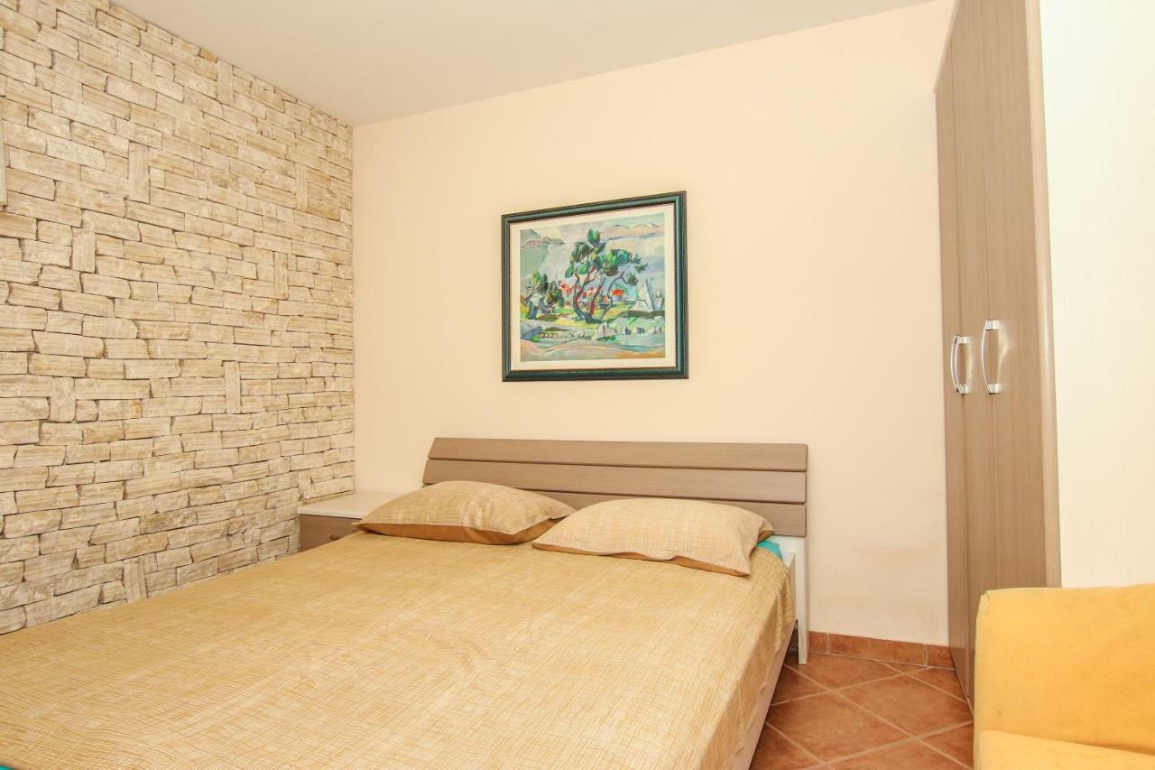 Villa Istriana Jakob With Pool Tar-Vabriga Exterior photo